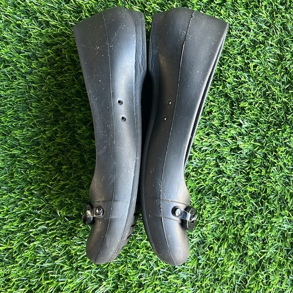 CROCS Gianna Chain Link Ballet Flats size 6 - Picture 3 of 8